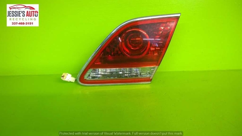 04 05 06 LEXUS ES330 SEDAN PASSENGER RIGHT LID TAILLIGHT LAMP OEM 2080-7