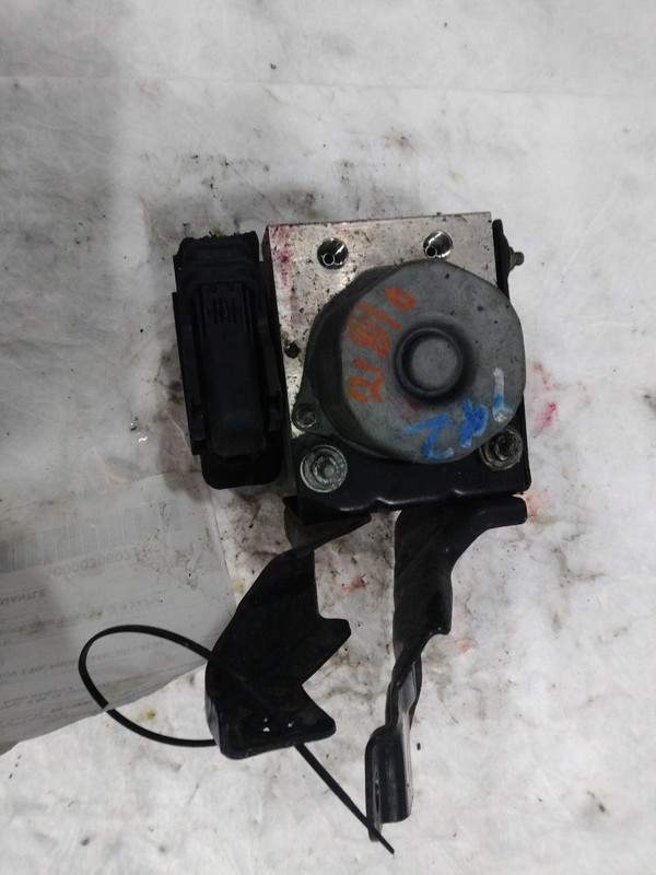 Used ABS Pump and Motor Assembly fits: 2017 Nissan Murano assembly 3.5L 6 cylind