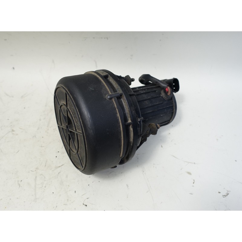 2004-2006 BMW E83 X3 SAV Manual Trans Secondary Emission Air Injection Pump OEM