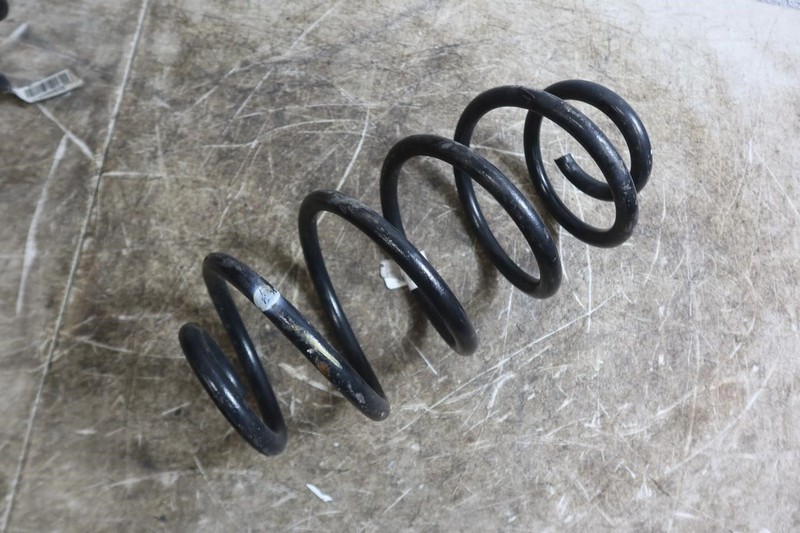 2018-2026 Jeep Wrangler JL OEM Rear Coil Spring Single 68249110