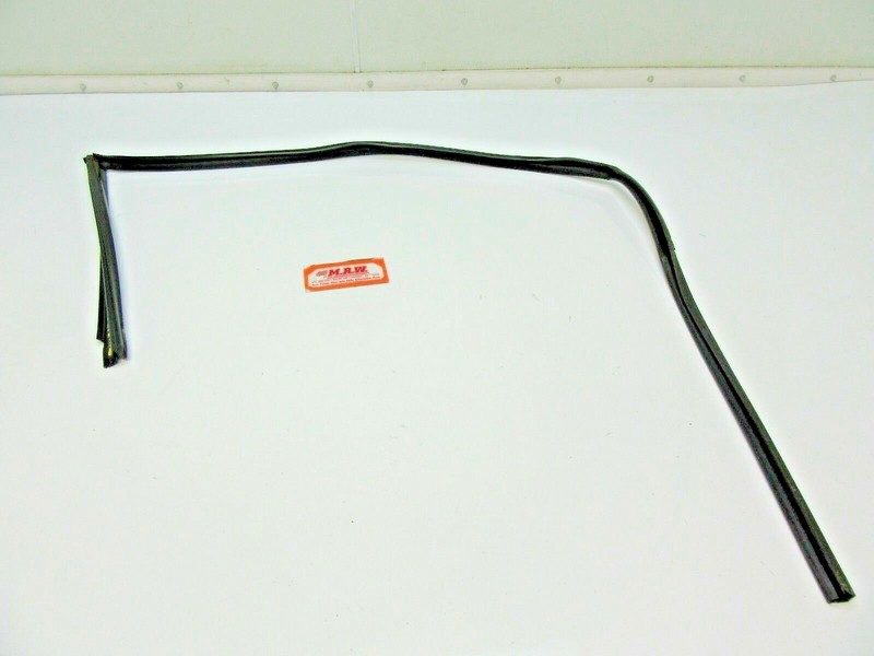 DOOR GLASS RUBBER SEAL WINDOW RIGHT PASSENGER SIDE FRONT R for HONDA PILOT 03-08