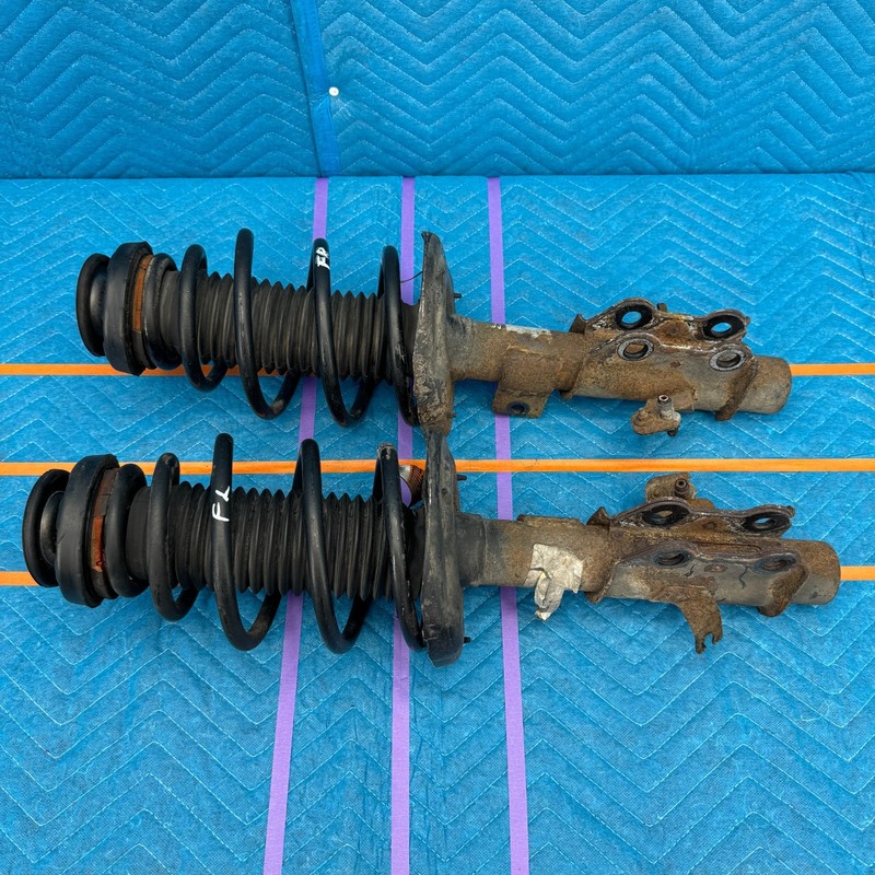10–15 Chevrolet Camaro 3.6L Front Suspension Strut Shock Pair Set 112KRWD OEM