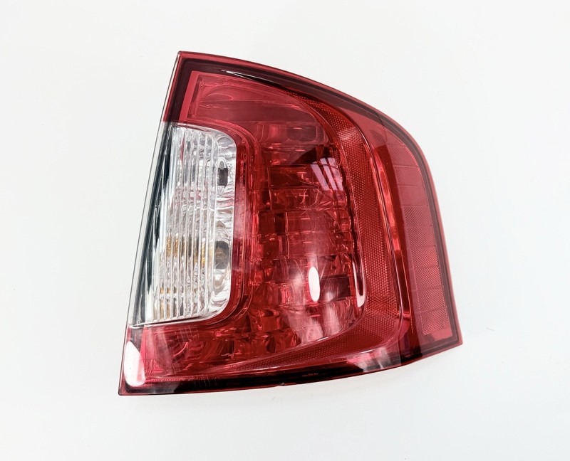2011-2014 Ford Edge Right Passenger Side Tail Light Lamp BT43-13B504-AE OEM