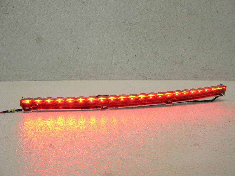 08-14 MERCEDES W204 C300 E63 SEDAN REAR 3RD THIRD BRAKE STOP LIGHT LAMP OEM 1012
