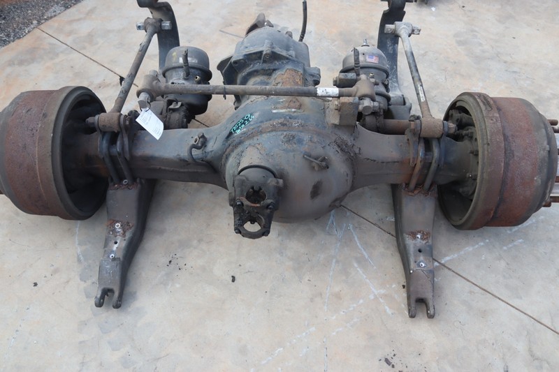 2006-2015 PETERBILT 386 REAR FIRST AXLE DIFF CARRIER RATIO 00264 HN03422003 OEM