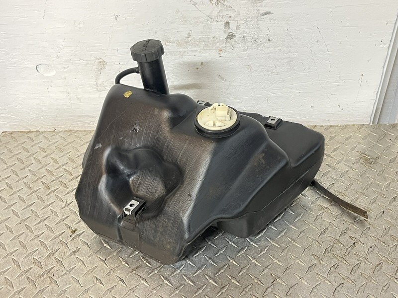 2006 Vespa LX 50 Piaggio Gas Fuel Tank with Sender Unit LX50