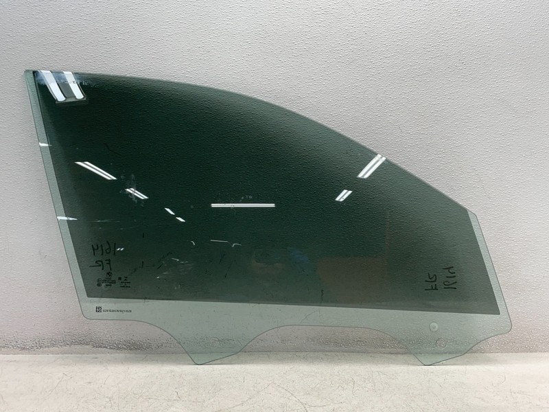 21 22 23 24 BMW M3 Front Right Passenger Door Window Glass Panel 1614 OEM