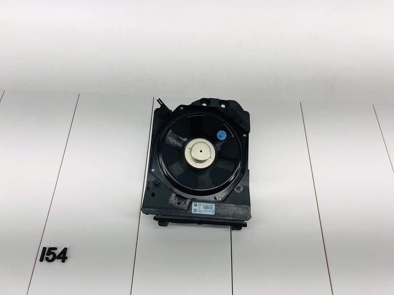 13-18 BMW 320I F30 CENTER LEFT SIDE AUDIO SOUND MUSIC SUBWOOFER OEM