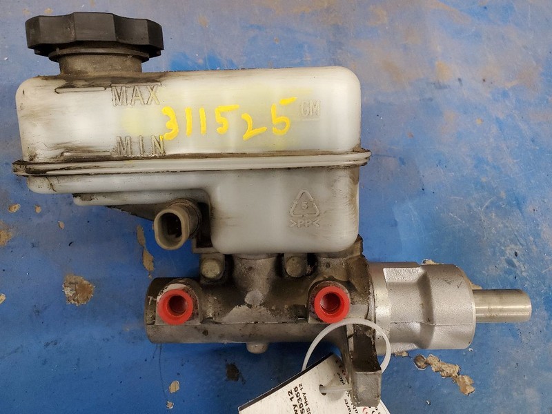 Brake Master Cylinder Fits 08-10 VUE 290435