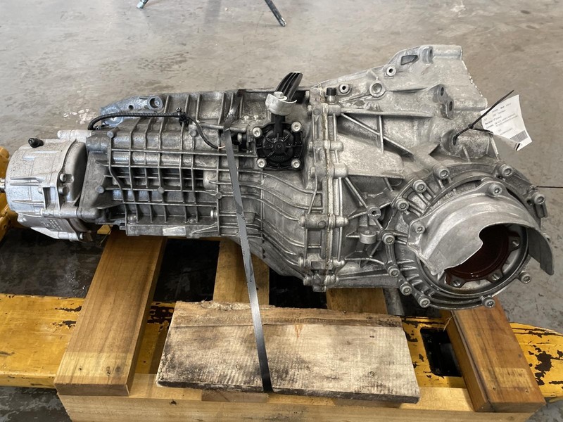 17-'19 AUDI A4 Manual Transmission 6 speed 65k miles 6 Month Warranty!