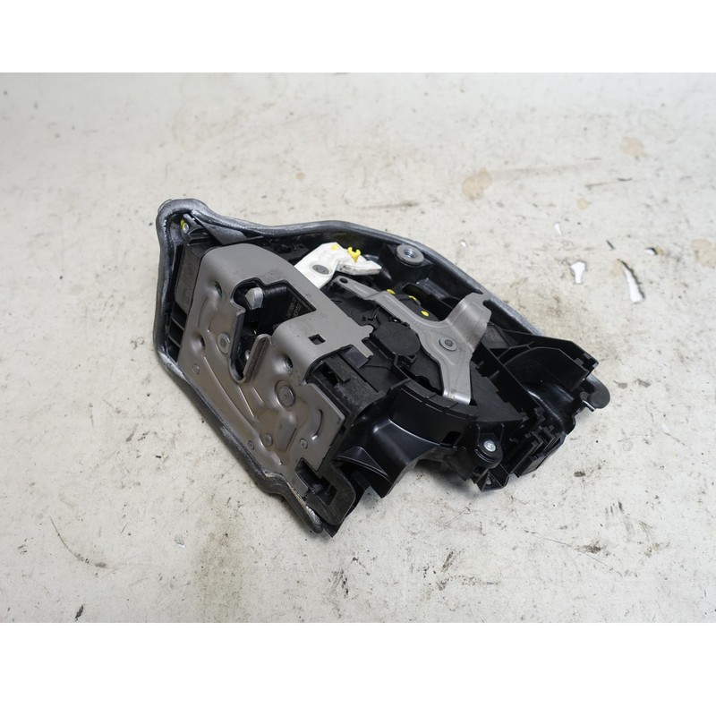 BMW G30 5-Series F90 G15 6-Series Left Front Door Latch Actuator 2017-2023 OEM
