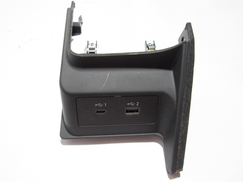 Nissan Z 2024 Front Center Console Panel Trim USB AUX Charging Port 22-25 |#3