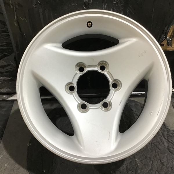 2000-2002 Mitsubishi Montero Sport 65773 Wheel 16x7 Rim Silver PaintedMR353860