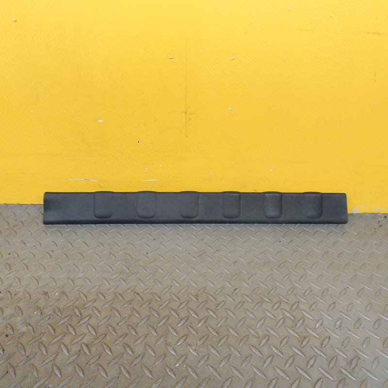 2022-2024 NISSAN FRONTIER LEFT DRIVER SIDE SILL PLATE TRIM COVER OEM 769B5-9BU0A