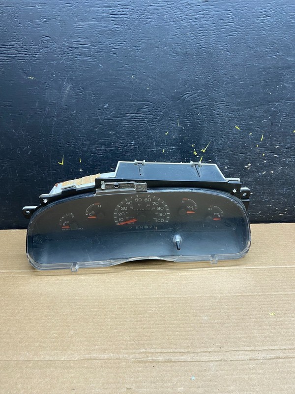 1997 to 2003 Ford E350 VAN Gauge Speedometer Cluster Oem w0224 DG