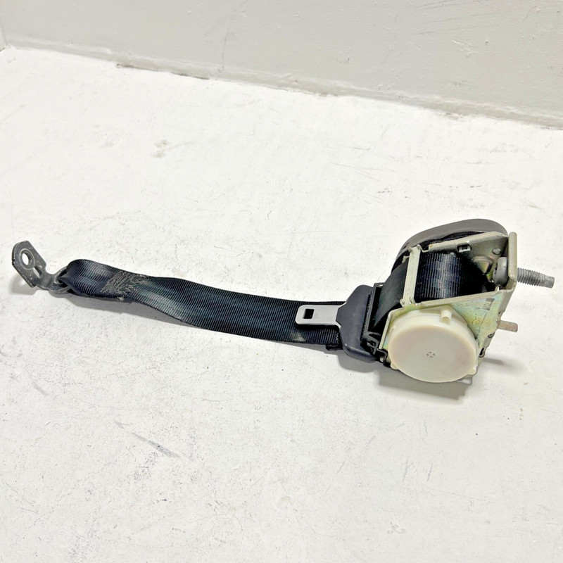 FORD FOCUS 2012-2018 REAR LEFT OR RIGHT SIDE SEAT BELT SEATBELT BLACK OEM