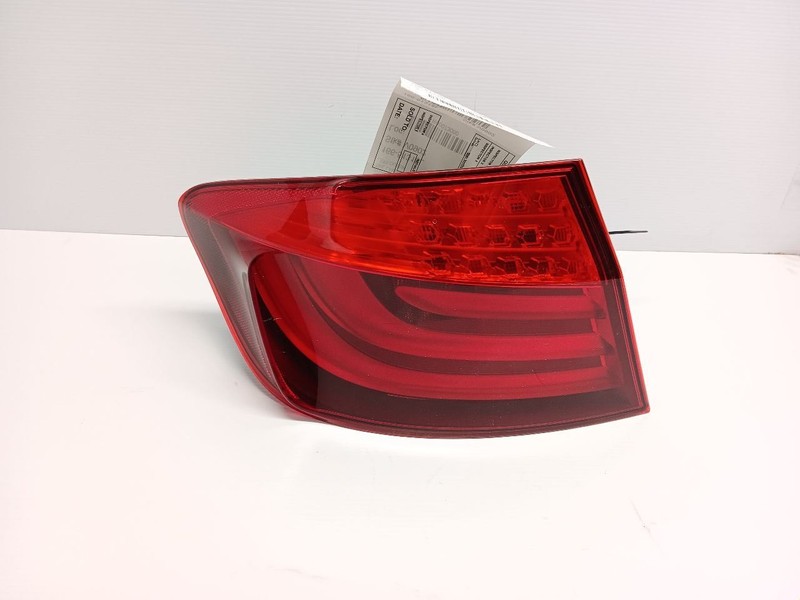 11-13 BMW F10 528I 535I 550I M5 REAR LEFT DRIVER OUTER TAILLIGHT TAIL LIGHT