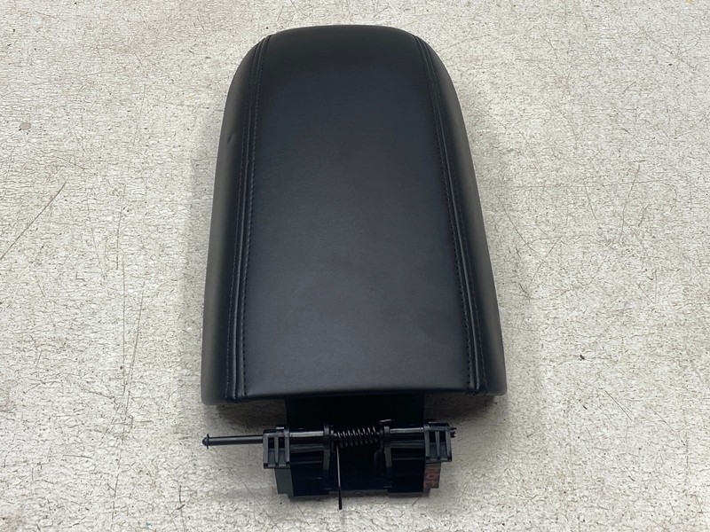 2021-2024 FORD BRONCO SPORT FRONT CENTER CONSOLE ARM REST STORAGE LID OEM LOT794