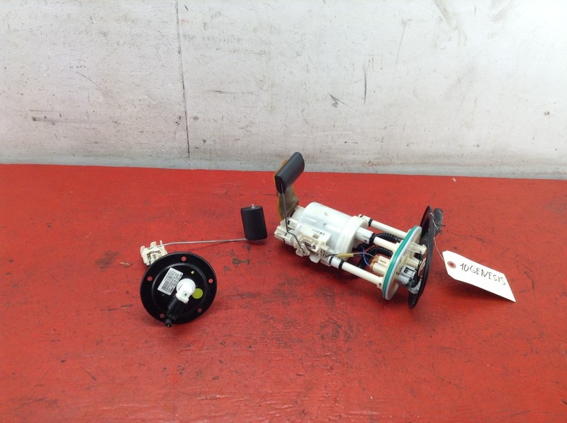 09-12 HYUNDAI GENESIS 4.6L FUEL PUMP ASSEMBLY OEM