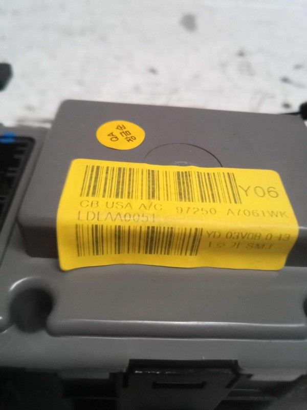 2016 Kia Forte A/C Selector Switch OEM Grey 97250A7060WK 144K Miles