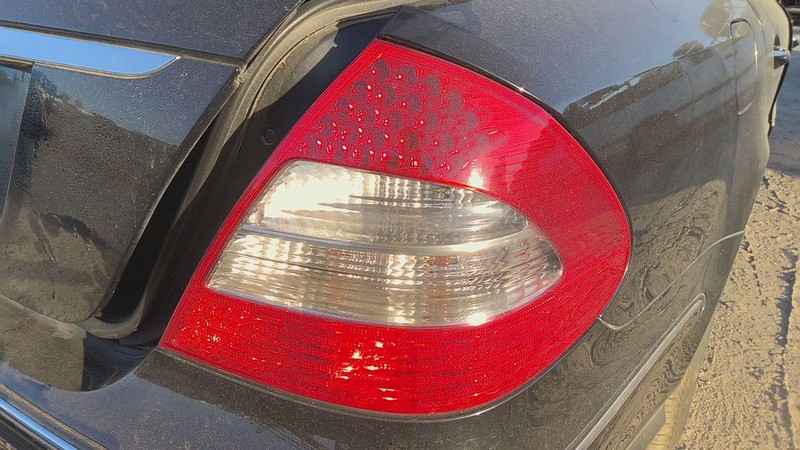 Tail Light Assembly MERCEDES E-CLASS Right 07 08 09