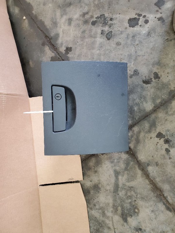 WRANGLER2008 Glove Box 268863