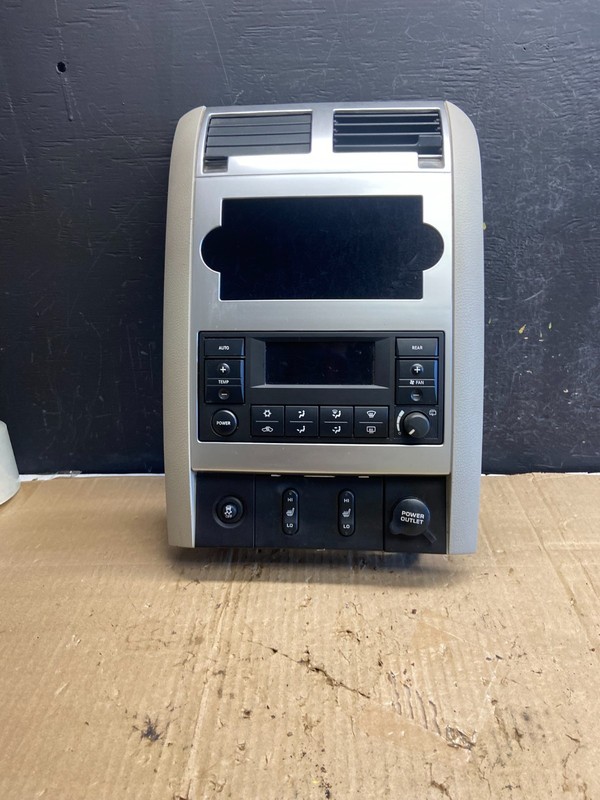 2005-2009 Dodge Durango Heat AC Climate Temp Control Radio Bezel AE2066 DG