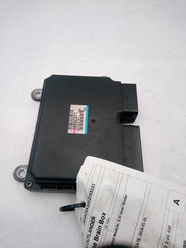 2016 Mitsubishi Outlander Engine Control Module ECM 2.4L OEM Black 131K