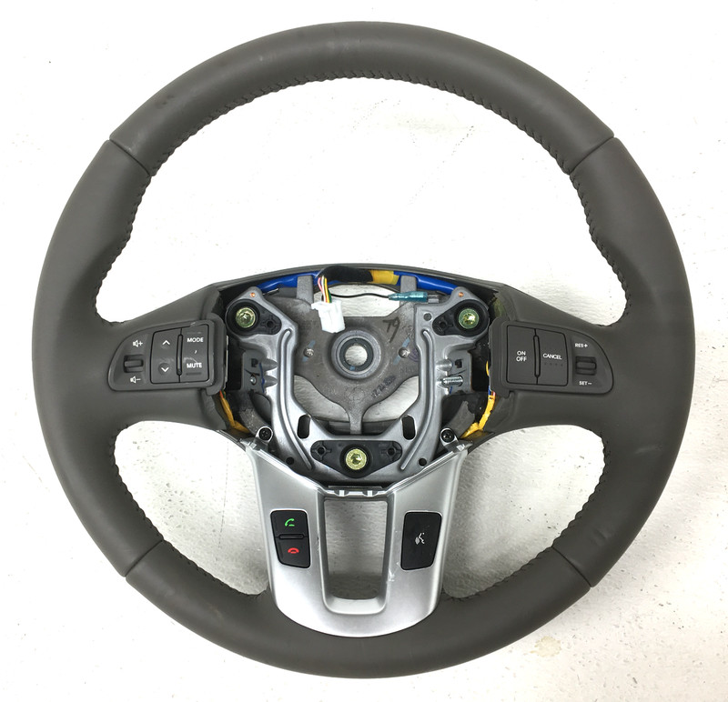OEM Kia Sportage Steering Wheel Gray 56110-3W750GAH Surface Marks