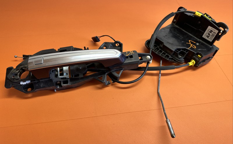 13592259 | 14 15 CADILLAC CTS OEM LEFT REAR DOOR LATCH LOCK DRIVER WITH HANDLE