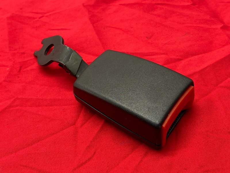 99-13 Porsche Carrera 911 996 Rear Left Driver Side Seatbelt Buckle Black OEM ✅