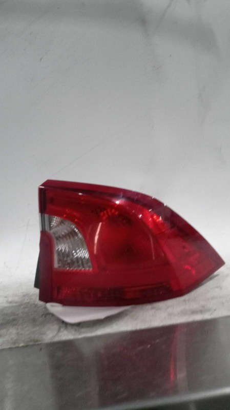 2016 VOLVO S60 Right Tail Light Assembly Grey OEM Used 142K Miles