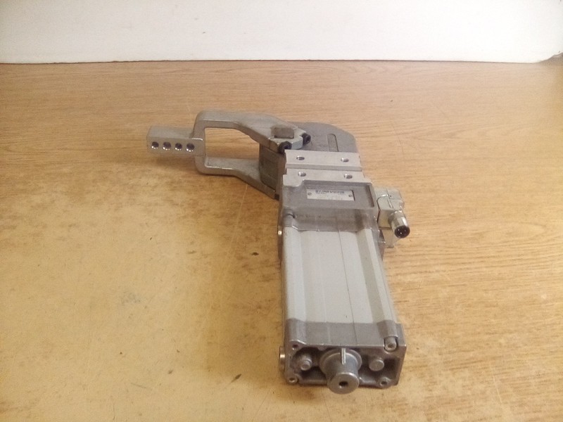 Univer UBH40VCE Pneumatic Clamp 1739-AB2