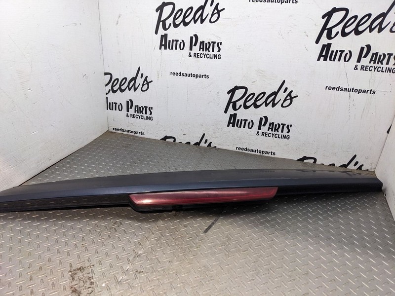 2007-2014 Chevrolet Tahoe Suburban Yukon Spoiler Wing 3rd Brake Light 1163052