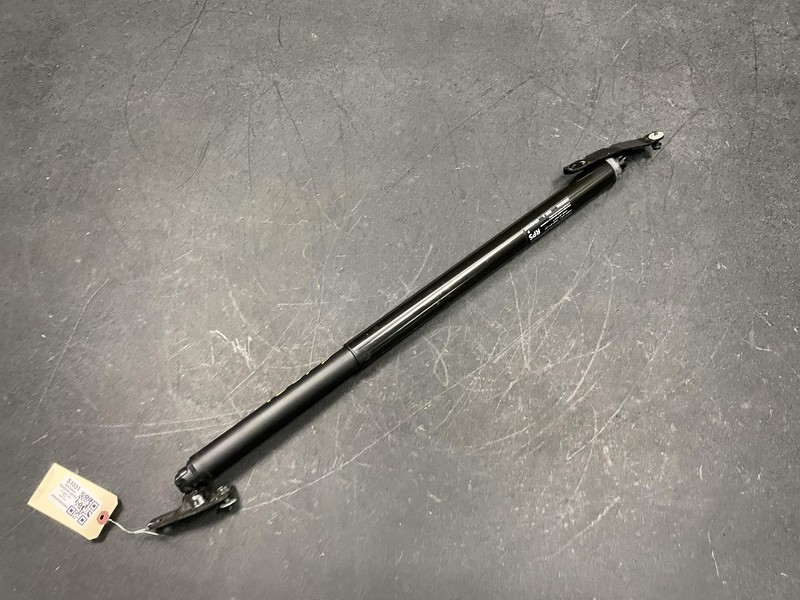 Rear Tailgate Right Lift Shock Strut 2022 Subaru Forester 63320-SJ001 2019 -2023