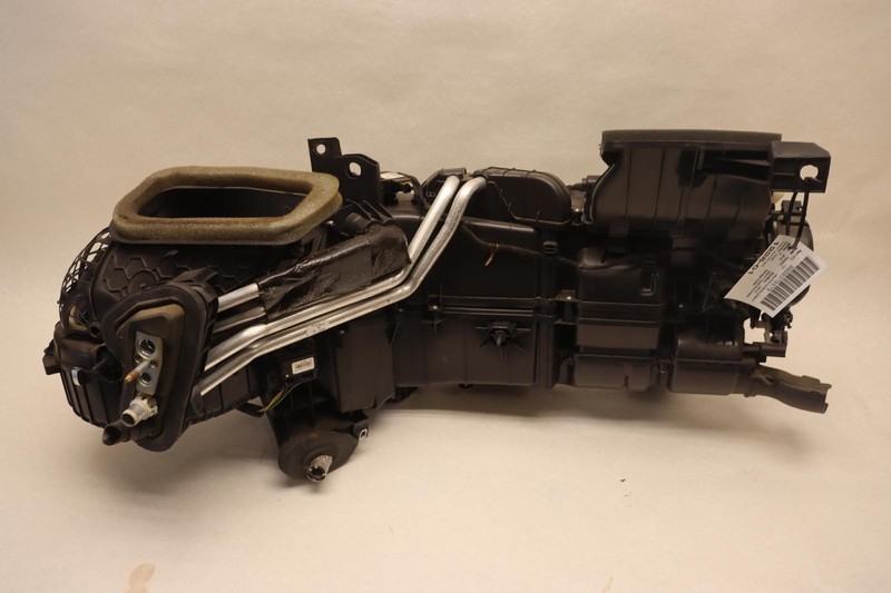 2011-2016 FORD F250 SD FRONT A/C HVAC EVAPORATOR HEATER BOX HOUSING OEM
