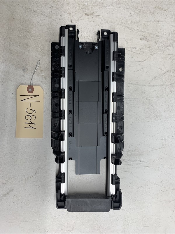 2016-2020 Tesla Model X MX Floor Panel Third Bench Track Rail Bracket 5611 B67