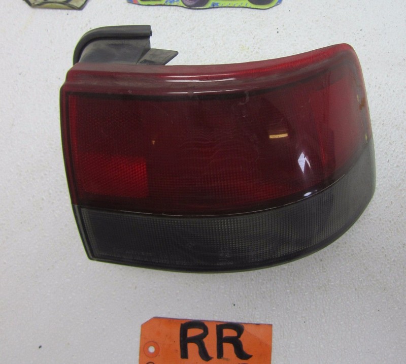 TAILLIGHT TAIL LAMP LIGHT BRAKE PASSENGER SIDE RIGHT for 93 94 95 HYUNDAI SCOUPE