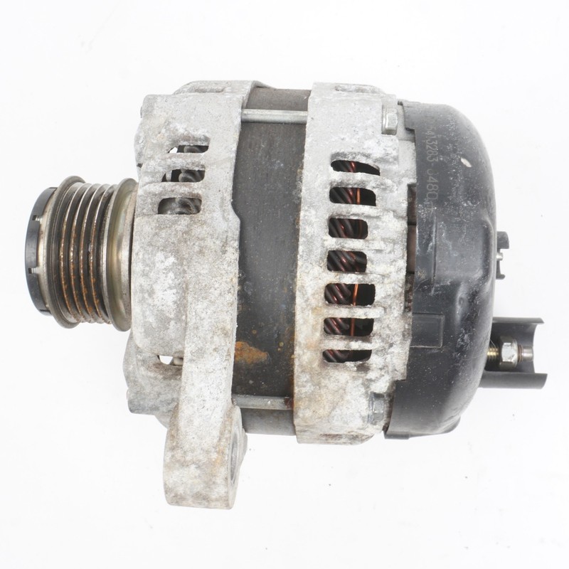 2014 - 2017 Fiat 500 Alternator Generator Charging Assembly Engine OEM