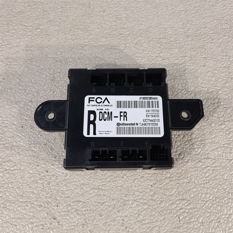 2021 Dodge Challenger Scat Pack R/T Passenger Door Module Rh 68503654AA Aa7480