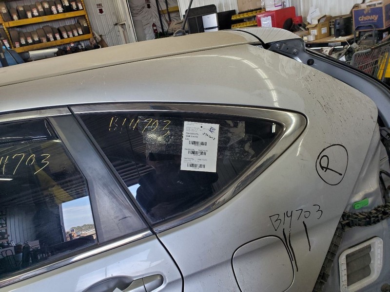 Driver Left Quarter Glass With Privacy Tint Fits 12-16 CR-V 307581