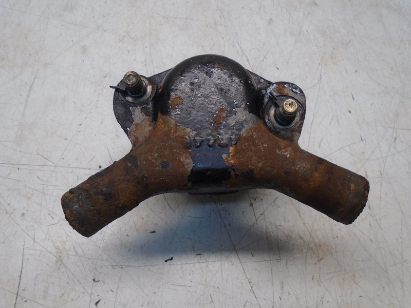 Y3 Mercruiser 7.4L 454 V8 GM THERMOSTAT HOUSING # 47440
