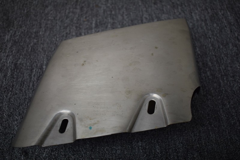 2017 PORSCHE MACAN TAIL PIPE LEFT SIDE EXTENSION FACTORY OEM