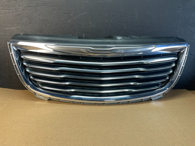 2011 to 2016 Chrysler Town & Country Front Upper Grill Grille Oem ac9953 DG