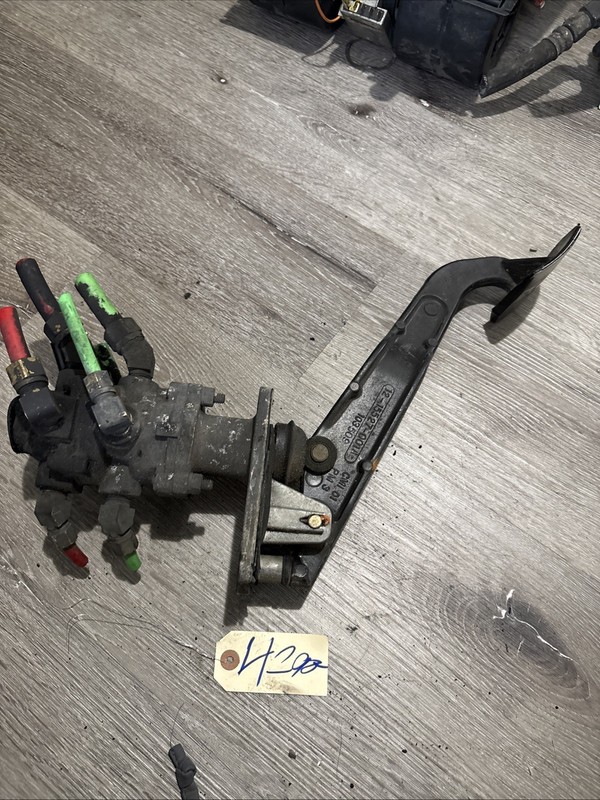 FREIGHTLINER Brake Pedal Assembly Missing P/N