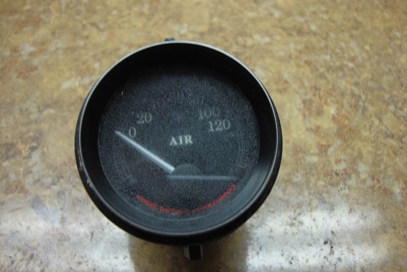 2001 Harley Davidson Electra Glide FLHTCI Gauge Instrument Air Pressure Meter