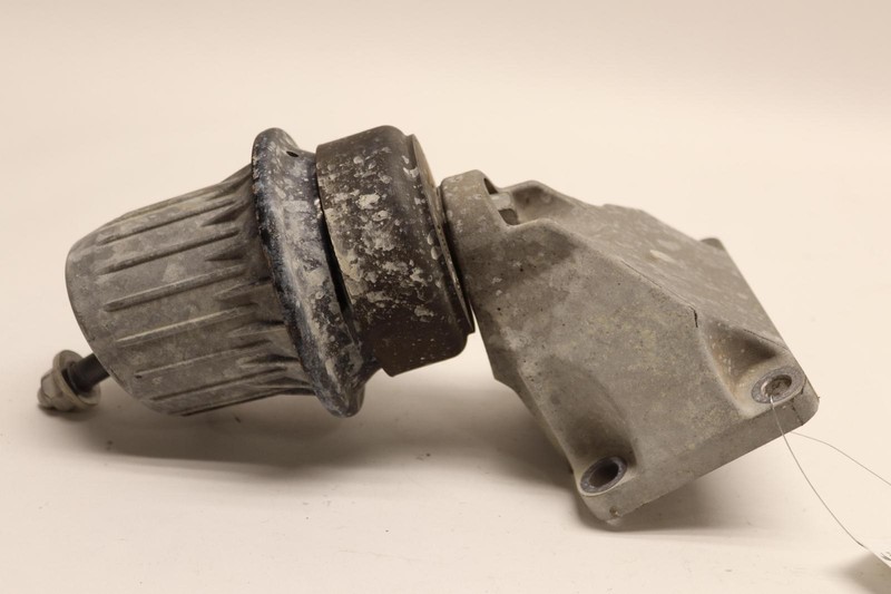 2014-2015 LEXUS IS250 2.5L RWD SEDAN RIGHT SIDE ENGINE MOTOR MOUNT SUPPORT OEM