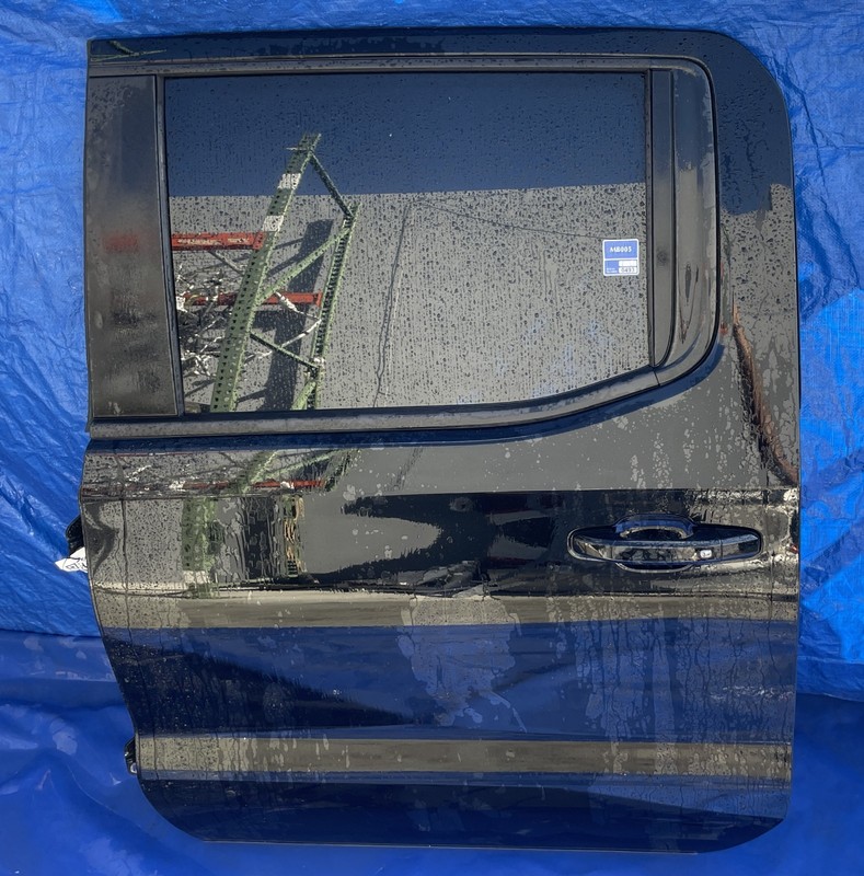 19-25 CHEVROLET SILVERADO 1500 REAR LEFT DOOR ASSEMBLY BLACK (WA8555) # 106175