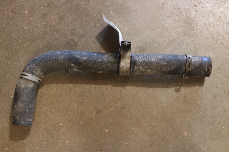 2015-2018 DODGE RAM 2500 3500 6.7L DIESEL UPPER RADIATOR COOLANT HOSE TUBE OEM