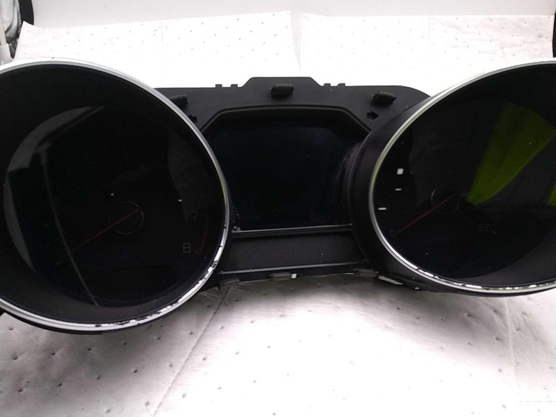 2015 KIA Sedona Speedometer Gauge OEM Blue 94017A9050 94017A9051 104K Miles